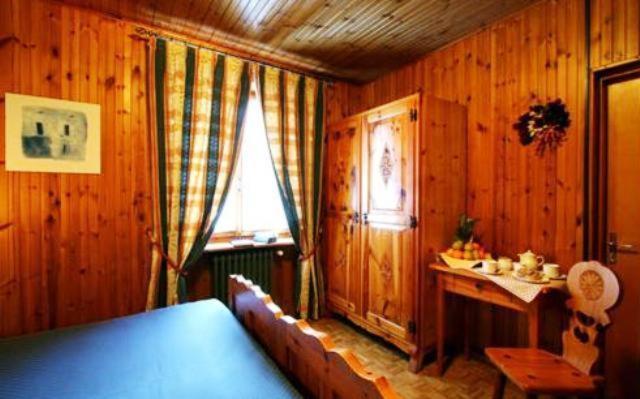 Hotel Le Campagnol Champoluc Bagian luar foto